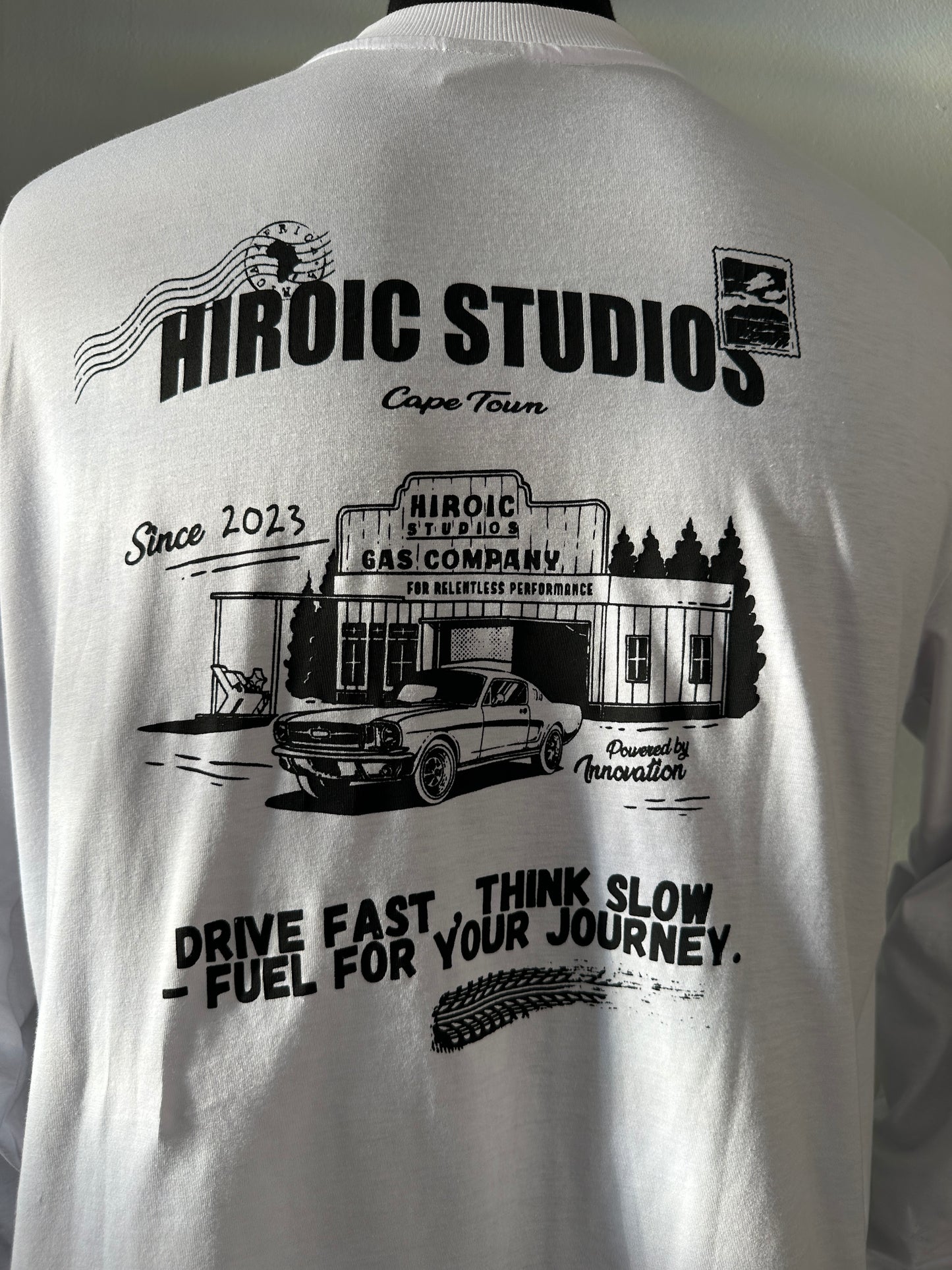 DRIVE FAST LS T-SHIRT - white and black