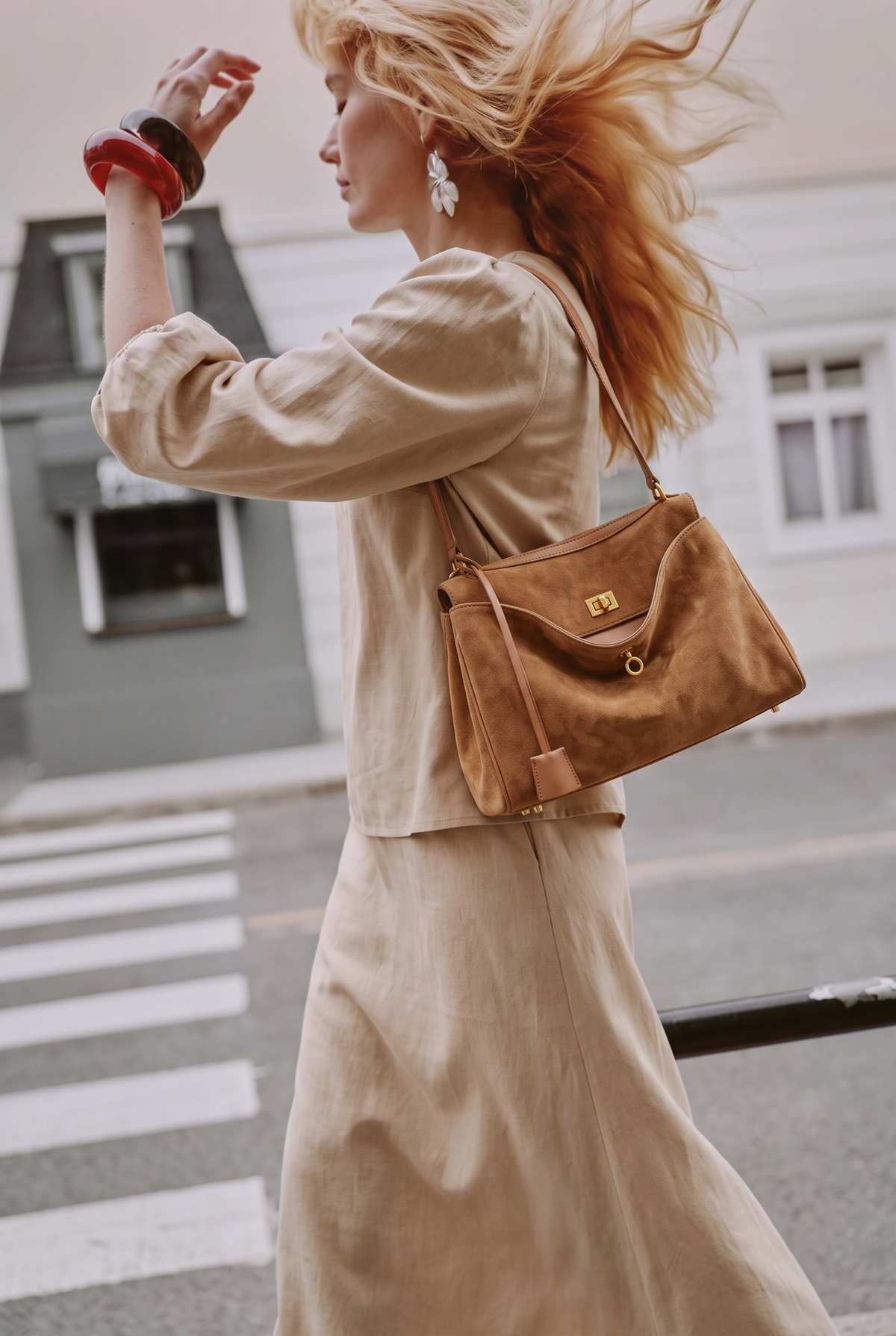 ( PRE ORDER ) E-IRLOOM L - caramel suede luxury top handle Handbag